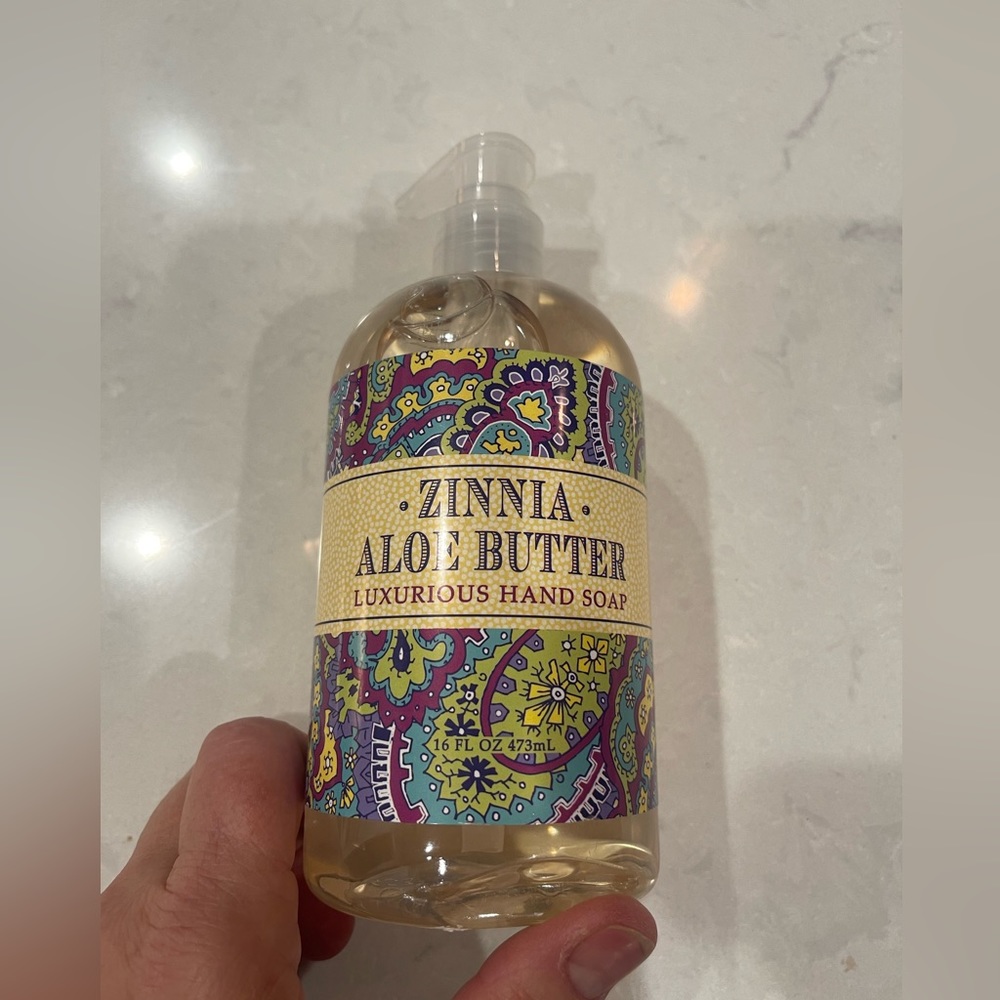 NWT Zinnia Aloe Butter Luxurious Hand Soap